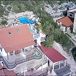 شقة Apartmenthaus Kornatiblick *