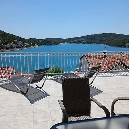 Apartmenthaus Kornatiblick Apartman Tisno