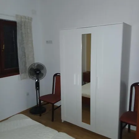 Apartmenthaus Kornatiblick Lägenhet