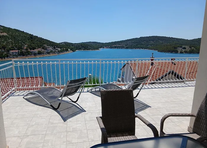 Apartmenthaus Kornatiblick Apartman Tisno