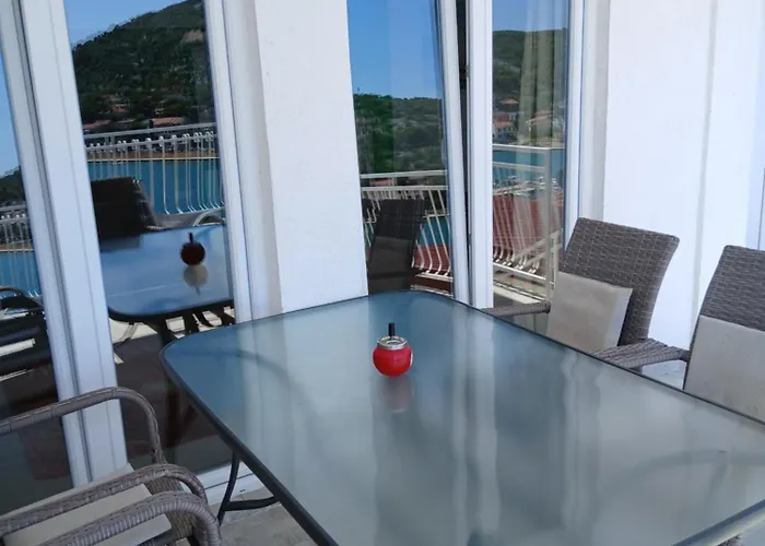 Apartmenthaus Kornatiblick * Tisno